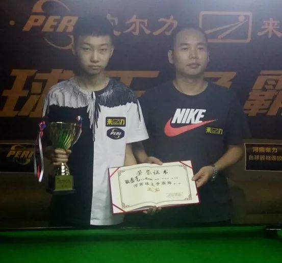 努力吸引更 努力吸引更