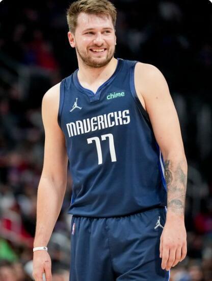 励其他中国 励其他中国