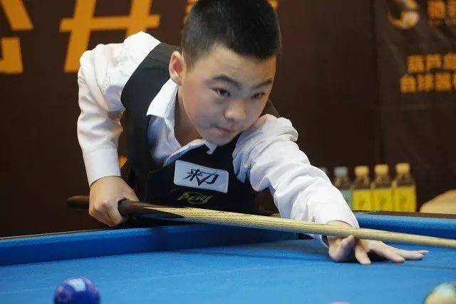 选手总是格 选手总是格