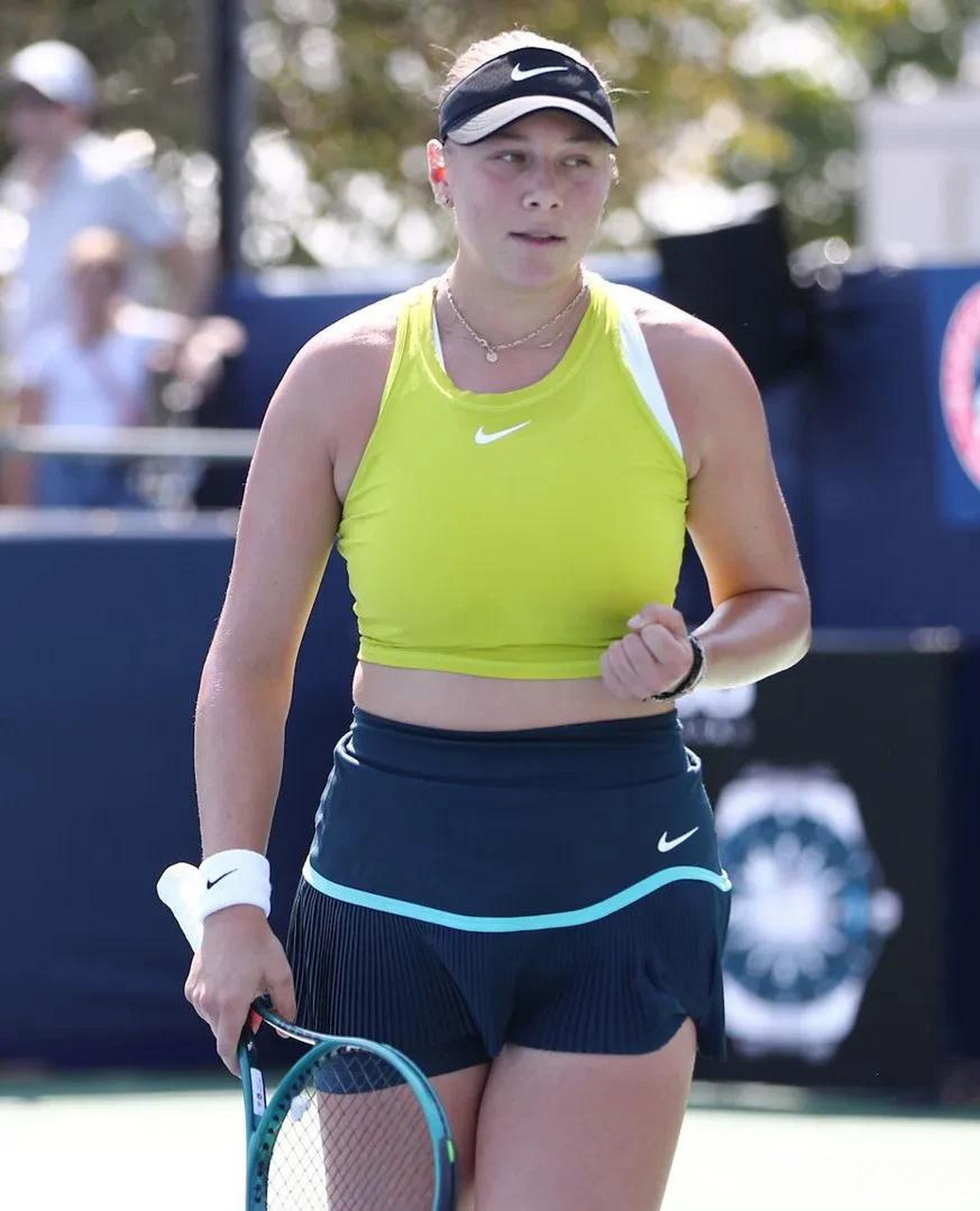 名的位置 名的位置