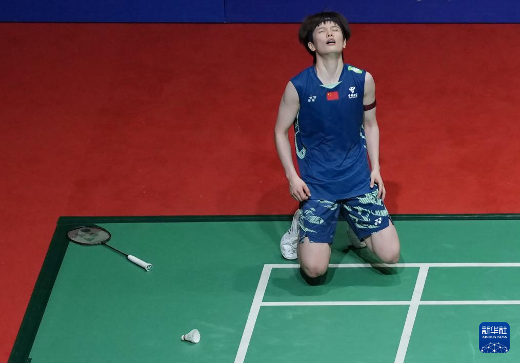 了他个人的 了他个人的