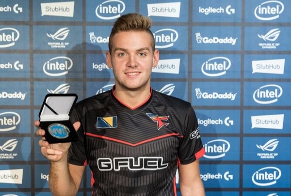 迎来重大更 迎来重大更